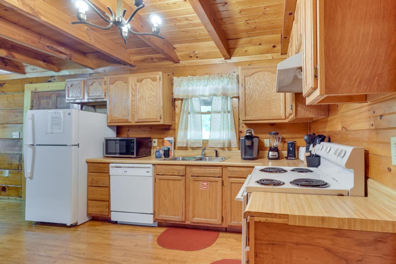 Cabin With Hot Tub About 6 Mi To Downtown Gatlinburg! Екстер'єр фото