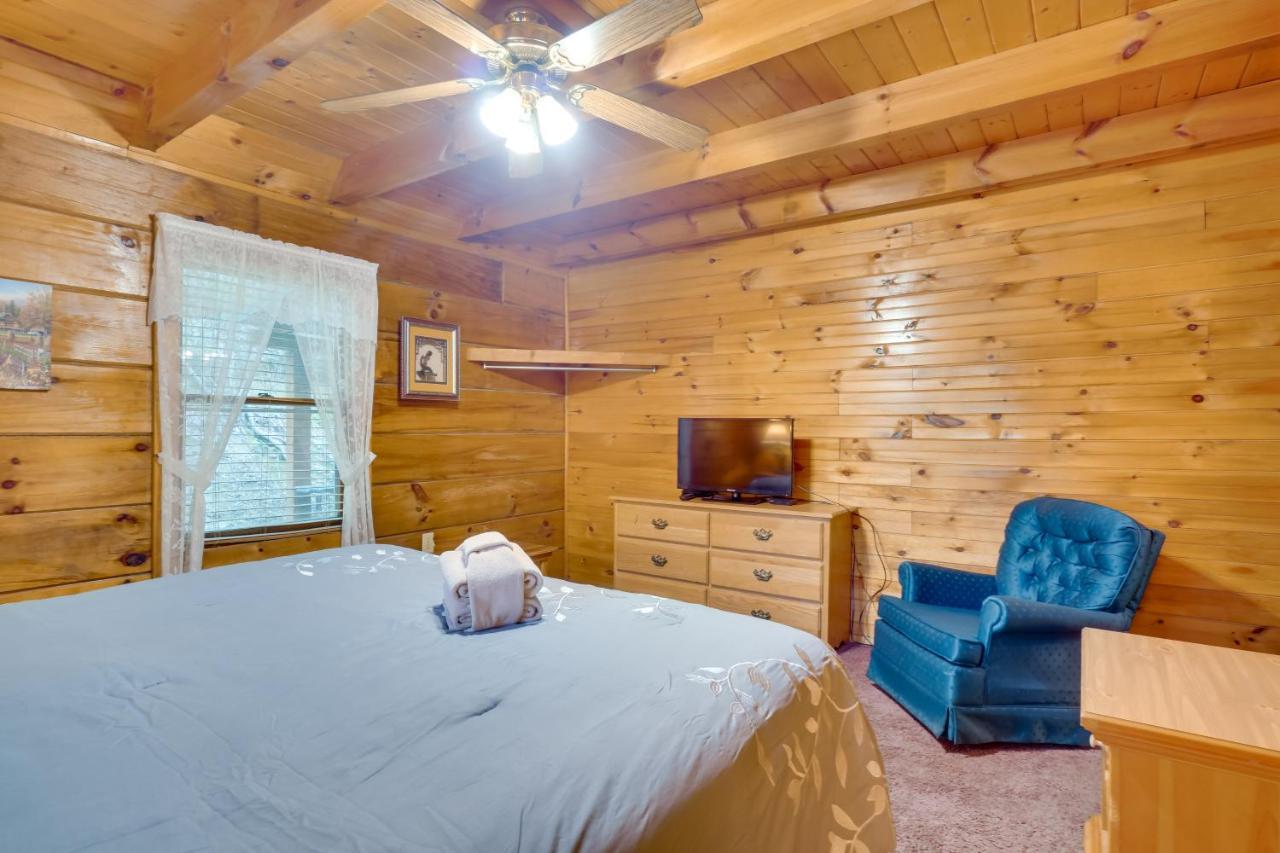 Cabin With Hot Tub About 6 Mi To Downtown Gatlinburg! Екстер'єр фото