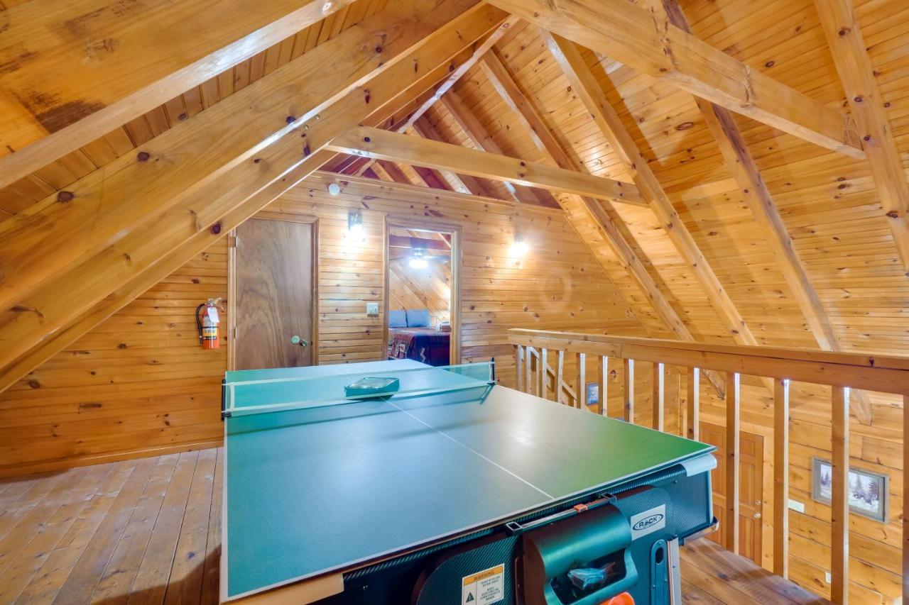 Cabin With Hot Tub About 6 Mi To Downtown Gatlinburg! Екстер'єр фото